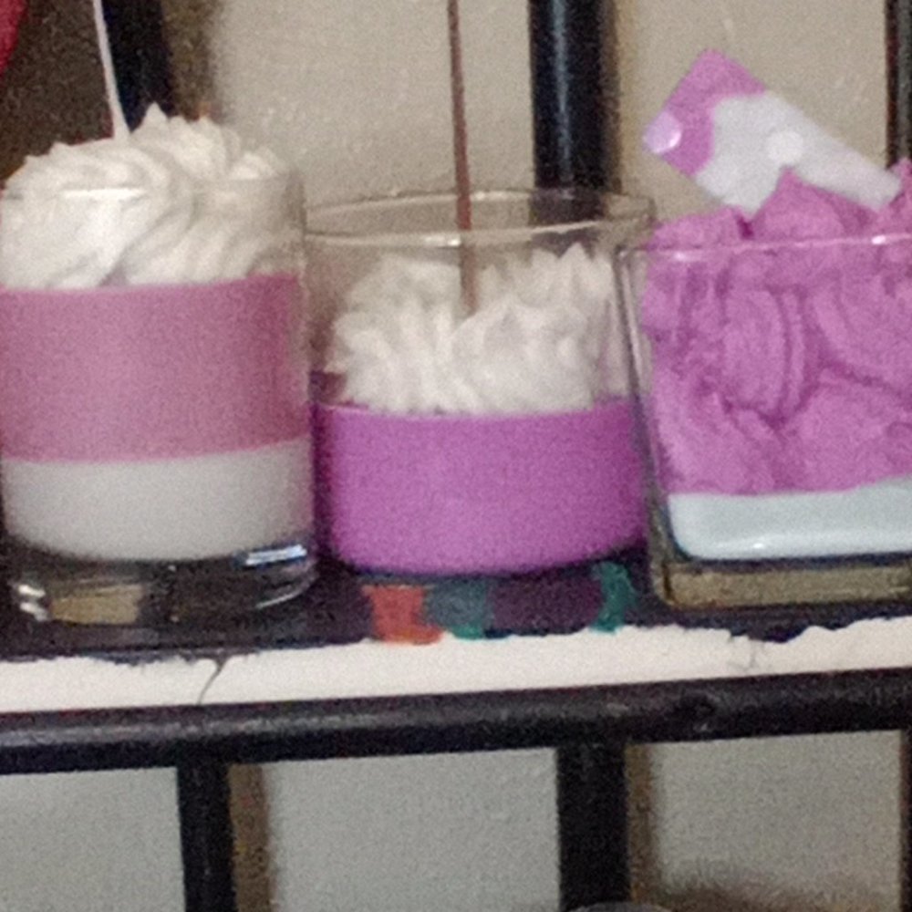 Custom Handcrafted Candles - Picture 11 of 12